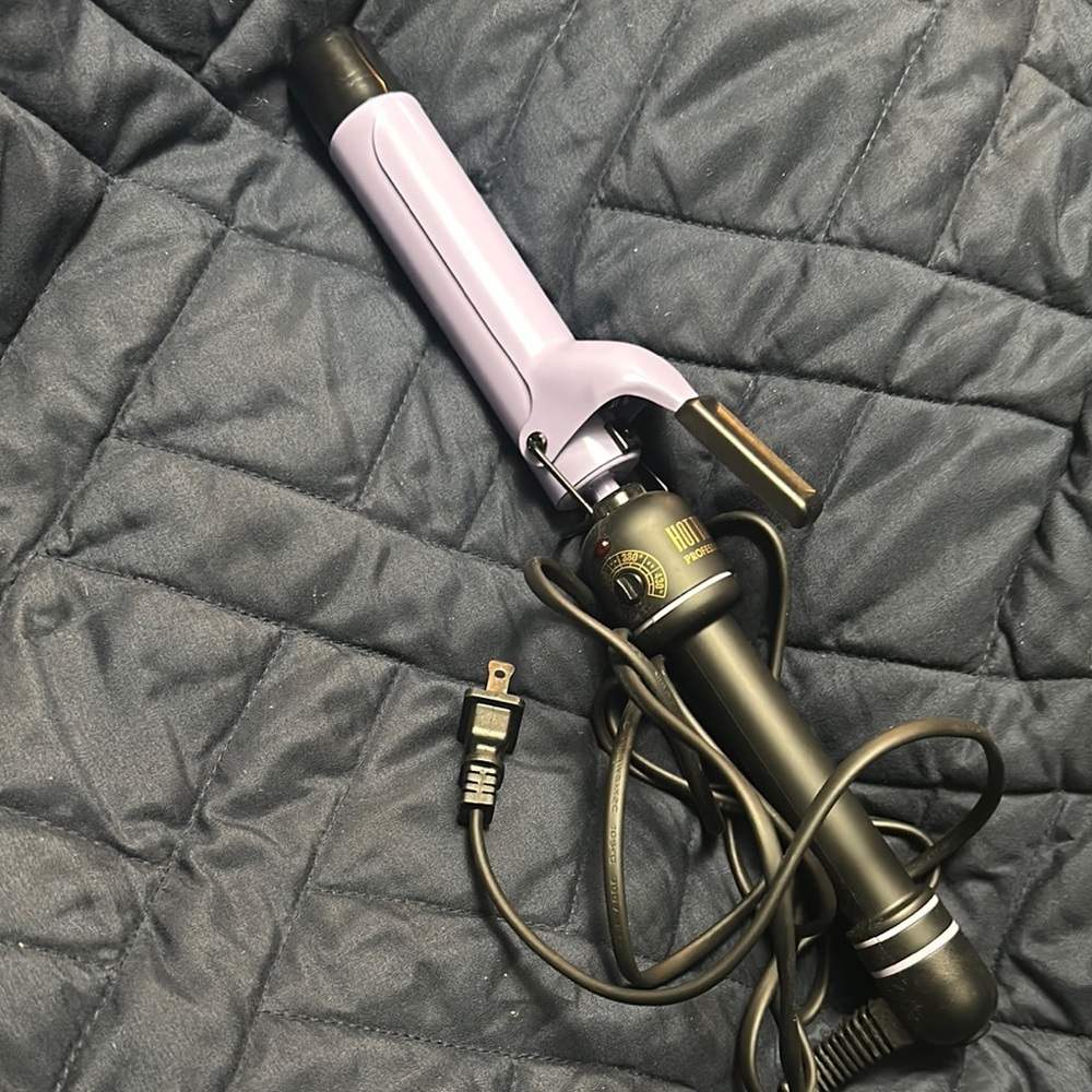 Hot Tools Purple Curling Iron